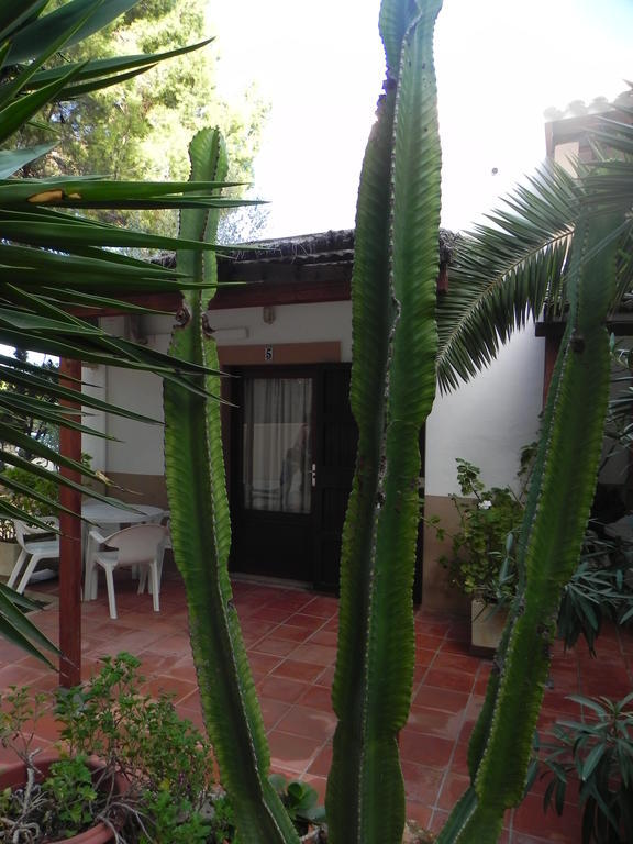 Viviendas Turisticas Vacacionales Allida Playa Migjorn Exterior foto