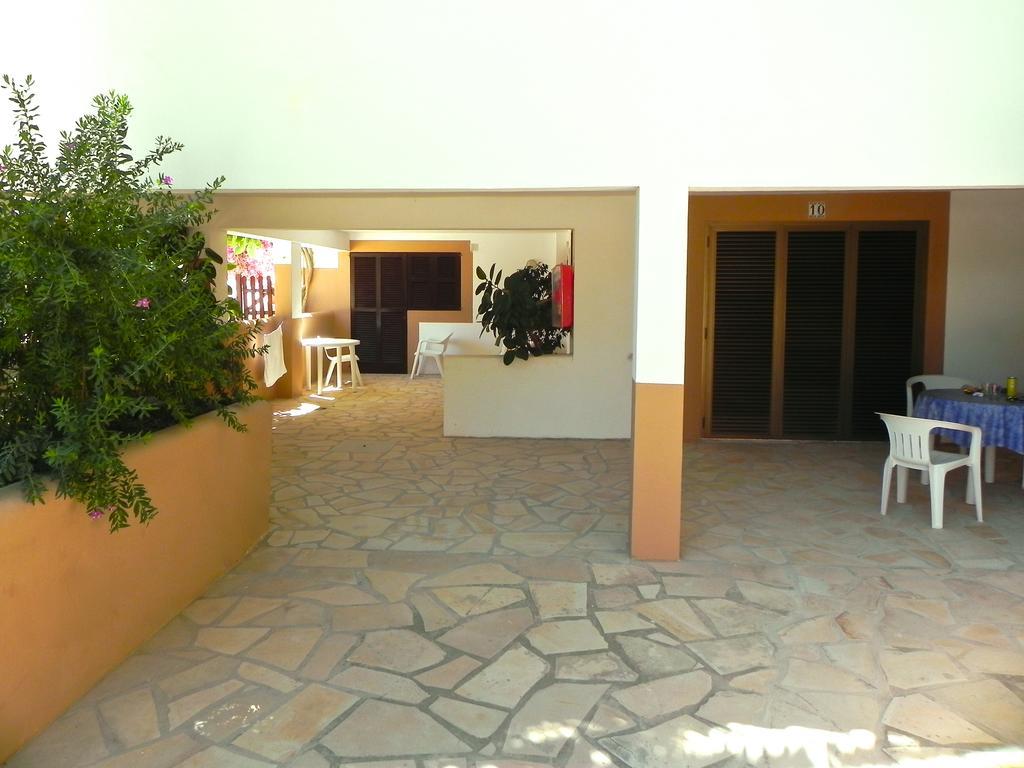 Viviendas Turisticas Vacacionales Allida Playa Migjorn Exterior foto