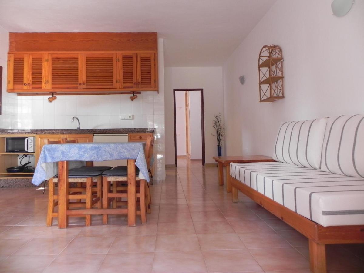Viviendas Turisticas Vacacionales Allida Playa Migjorn Exterior foto